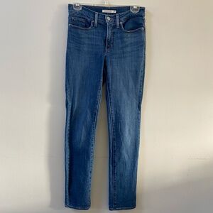 Levi Strausse 312 Shaping Slim Denim Jeans Size 27x32